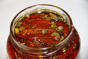 pomodori-secchi-ricetta-siciliana